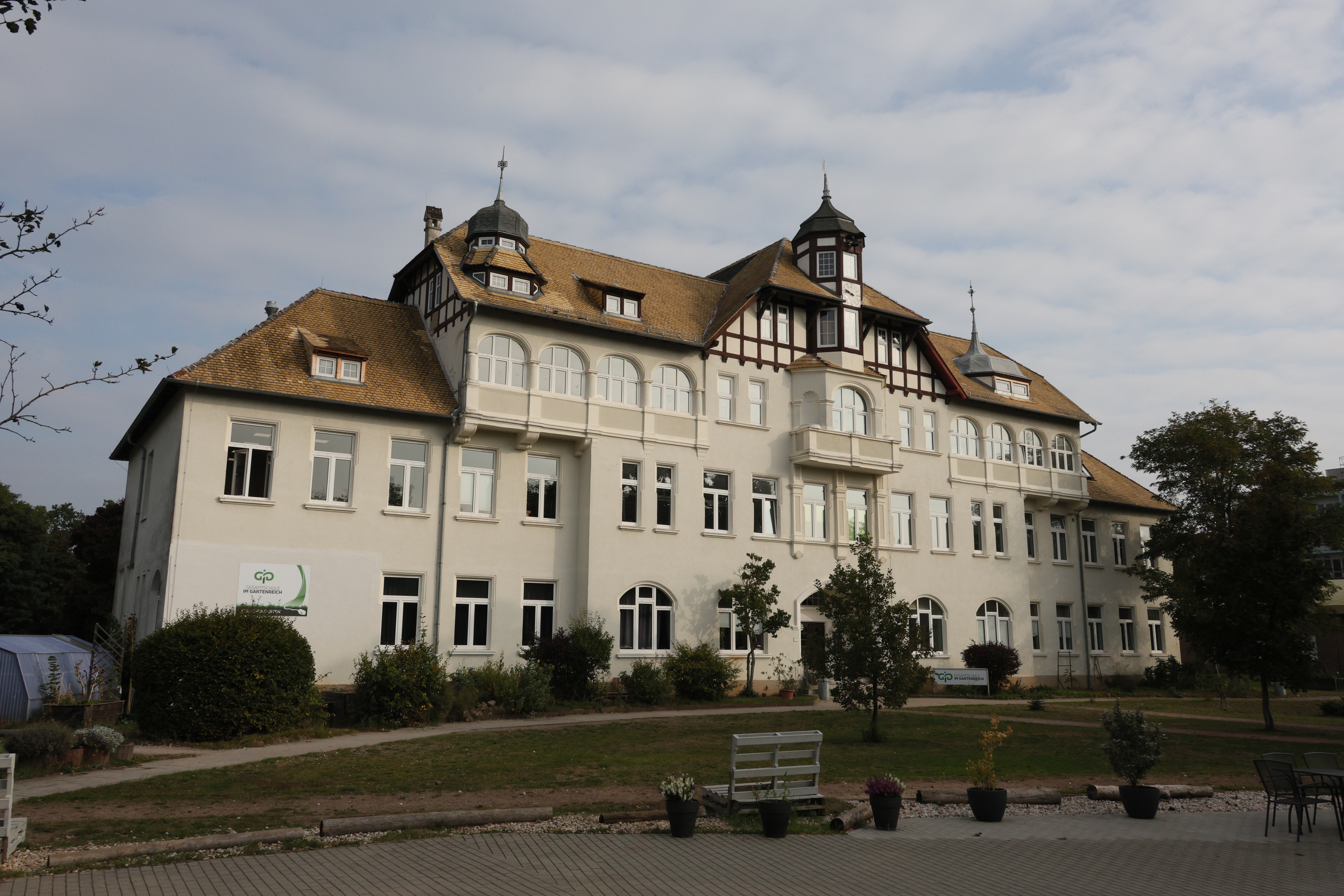 Gebäude der Gesamtschule im Gartenreich