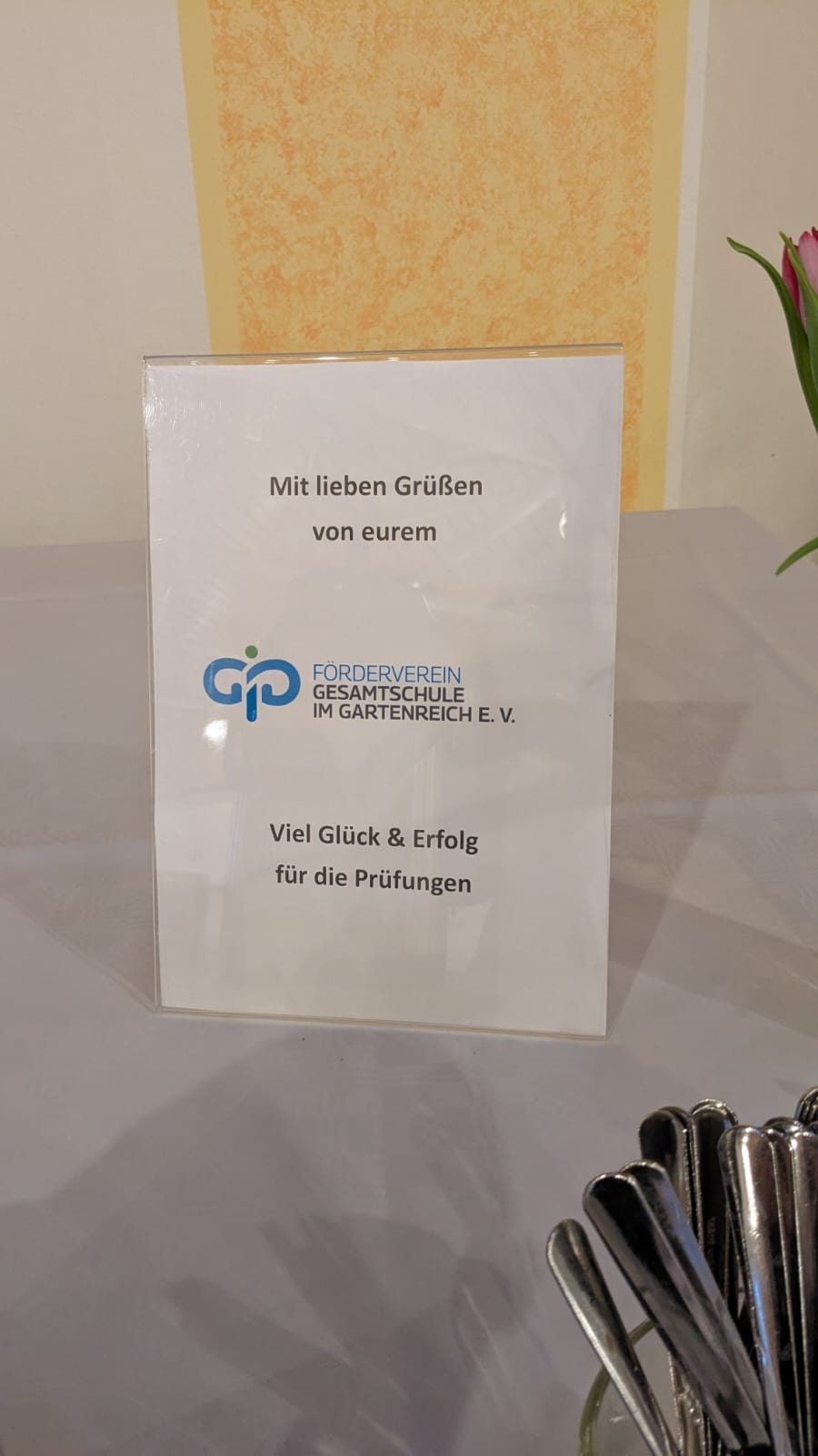 Infotafel zur Verpflegung der Prüflinge