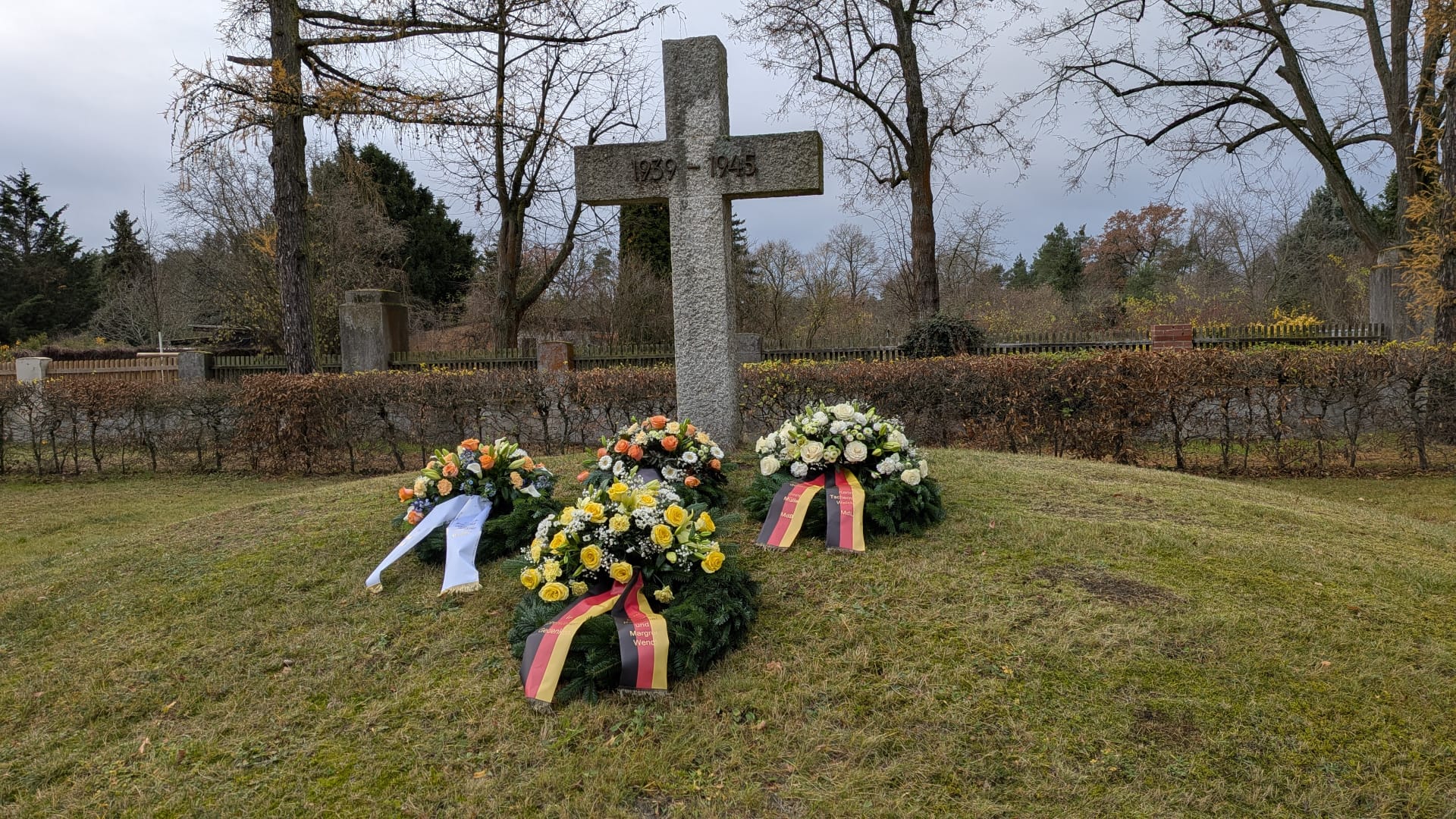 Denkmal zum Volkstrauertag